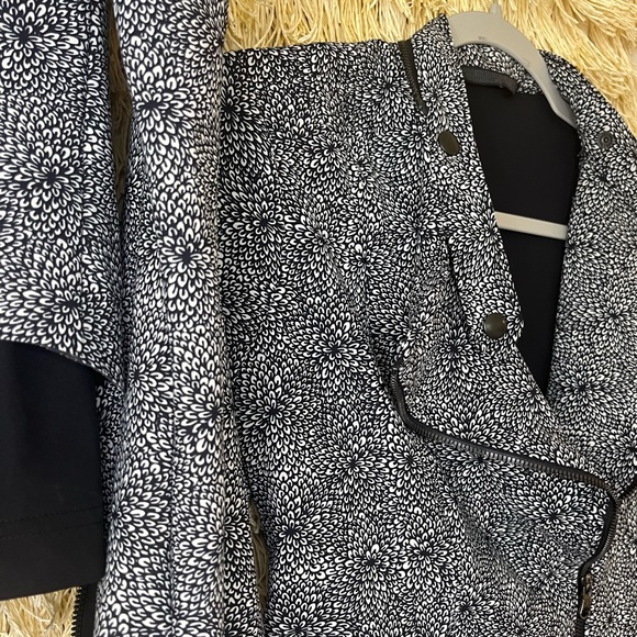 Lululemon PRISTINE Bust A Move- Peplum Jacket Zipper Moto- white Black- Size 4/6 - Picture 13 of 16